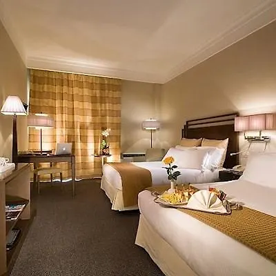 Hotel Crowne Plaza St. Peter's By Ihg 4*