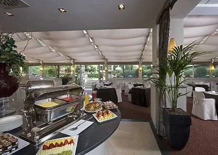 Crowne Plaza St. Peter's By Ihg Řím