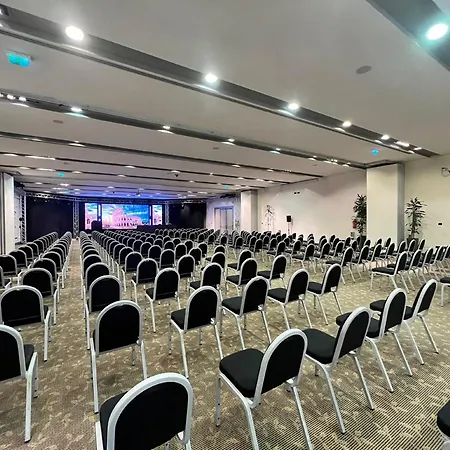 Crowne Plaza St. Peter's By Ihg Рим