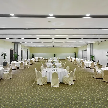 Crowne Plaza St. Peter's By Ihg Hotel 4*