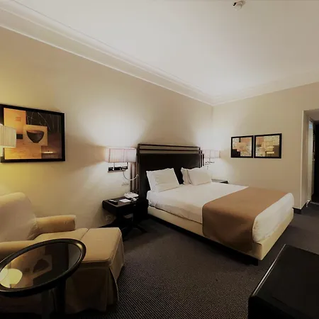 Hotel Crowne Plaza St. Peter's By Ihg 4*
