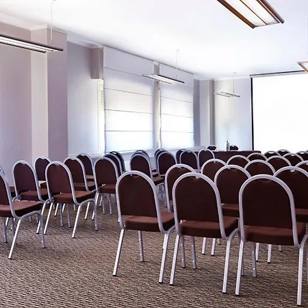 Crowne Plaza St. Peter's By Ihg 4*