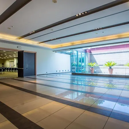 Crowne Plaza St. Peter's By Ihg 4* Рим