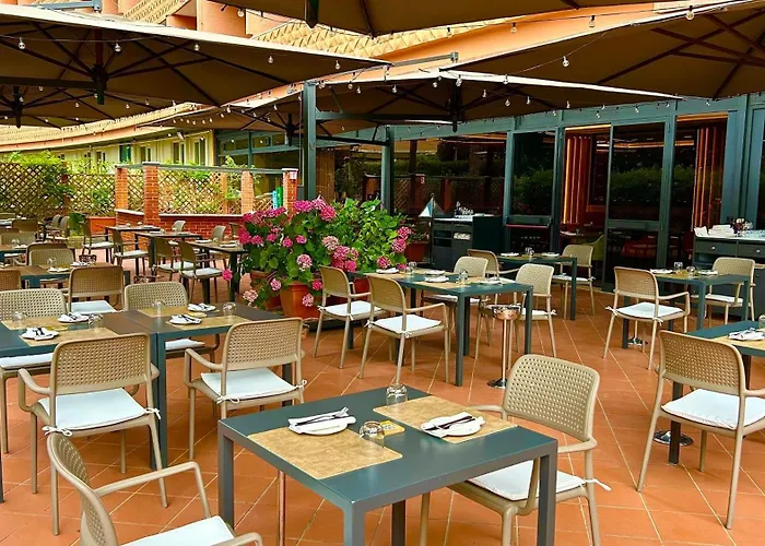 Crowne Plaza St. Peter's By Ihg Hotel