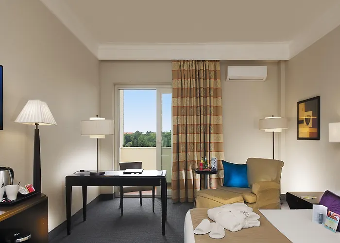 Crowne Plaza St. Peter's By Ihg Hotel Rome