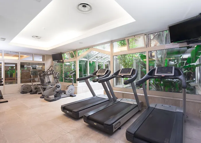 Crowne Plaza St. Peter's By Ihg Hotel