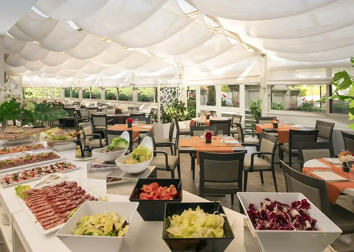 Hotel Crowne Plaza St. Peter's By Ihg