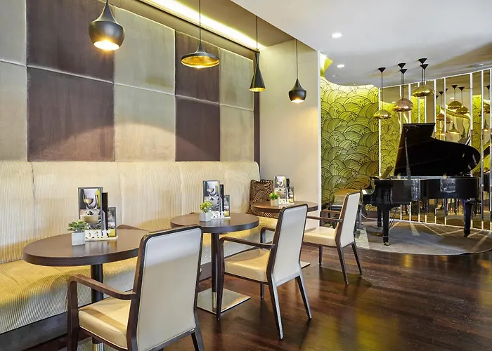 Crowne Plaza St. Peter's By Ihg Hotel