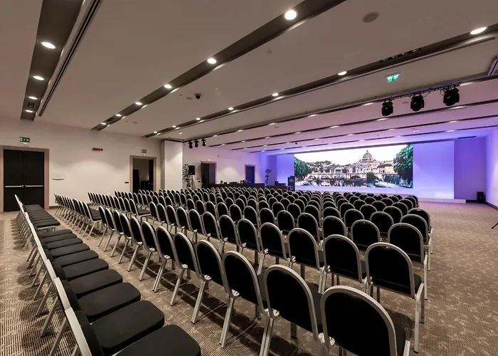 Hotel Crowne Plaza St. Peter's By Ihg